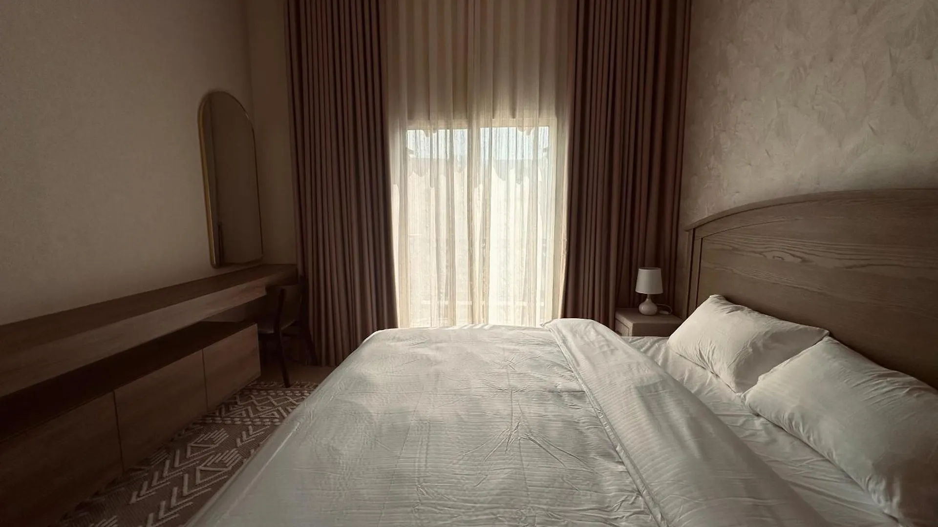 Apartment Elegant Family Stay - Playground View In Remraam Dubai