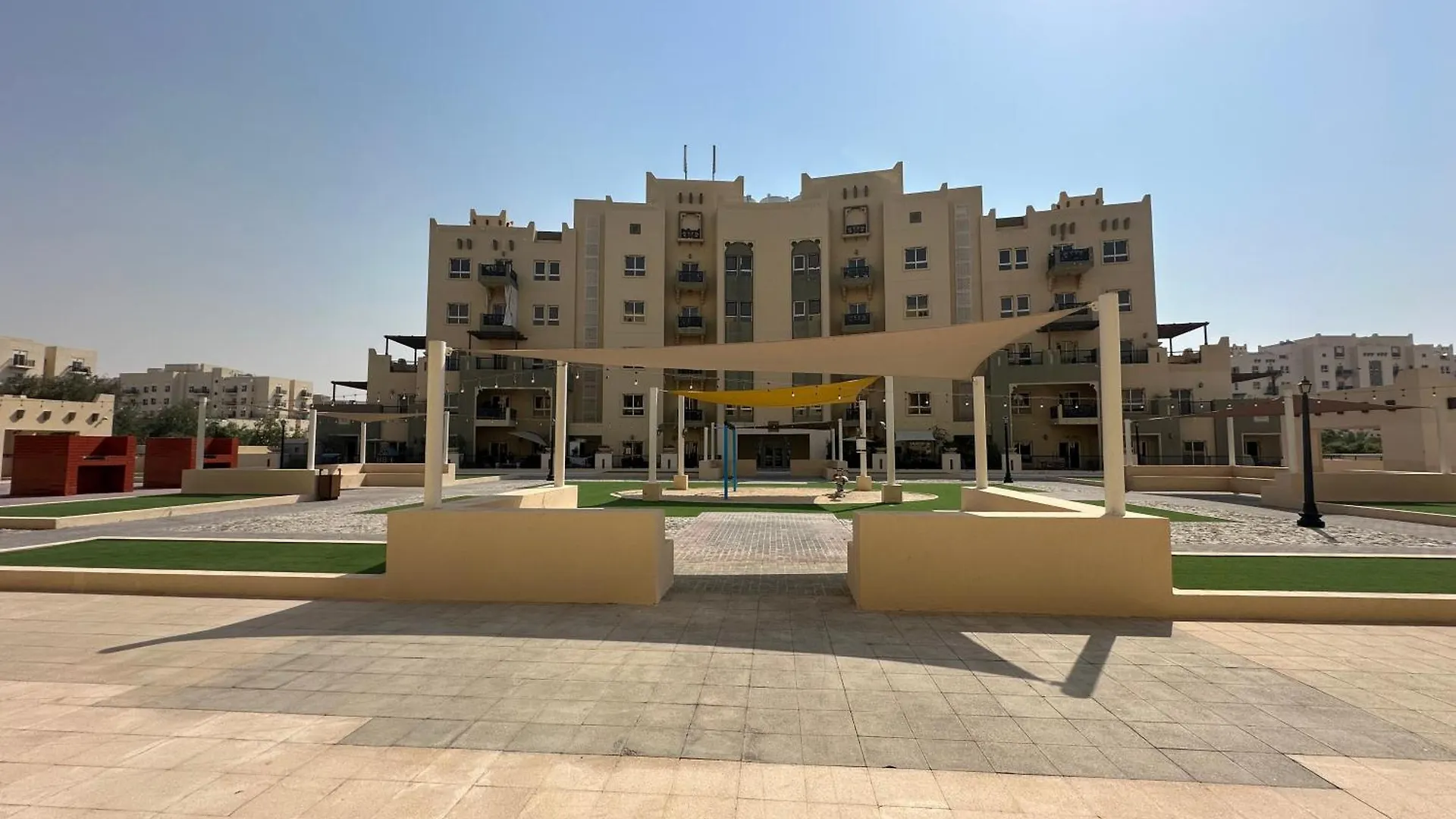 Elegant Family Stay - Playground View In Remraam Dubai 0*,  United Arab Emirates